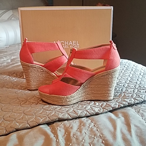 michael kors damita wedge pink